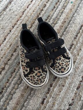 Wonder Nation Kids Leopard Print Tennis Shoes